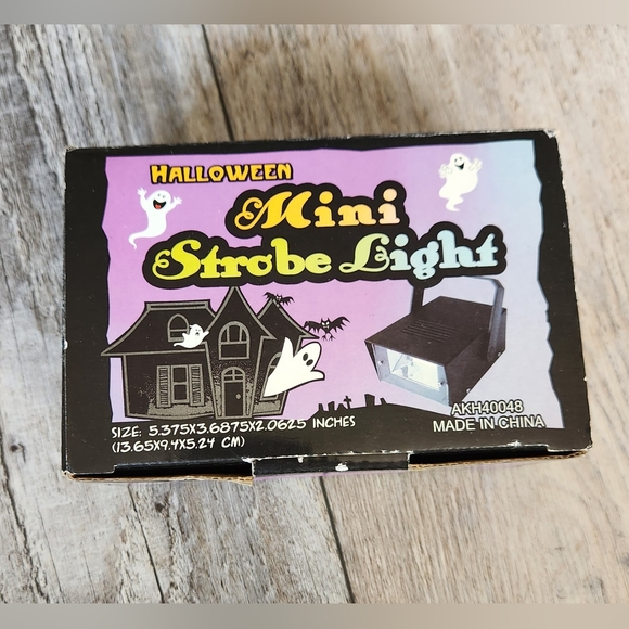 COPY - Halloween Mini Strobe Light - Picture 2 of 6